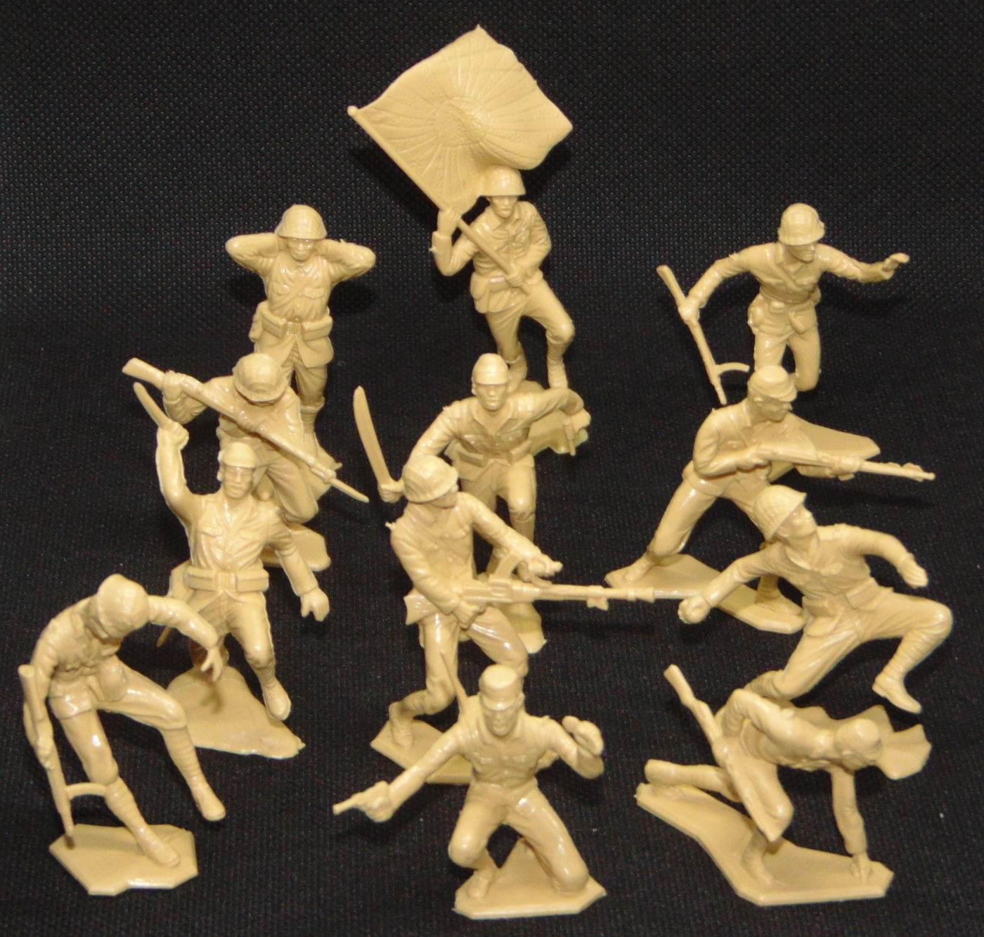 Banzai!!! World War II Japanese Plastic Toy Soldiers Project