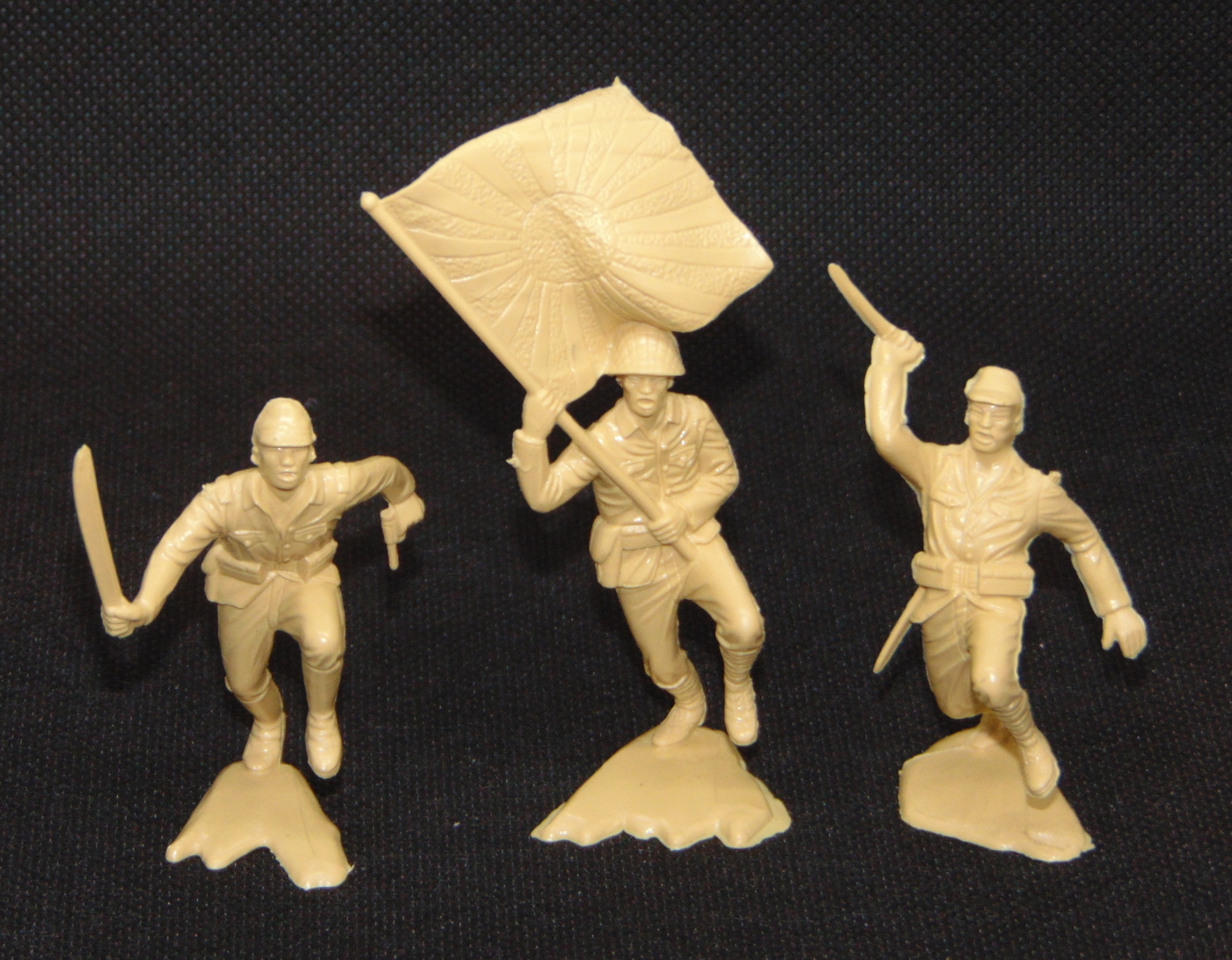 Banzai!!! World War II Japanese Plastic Toy Soldiers Project