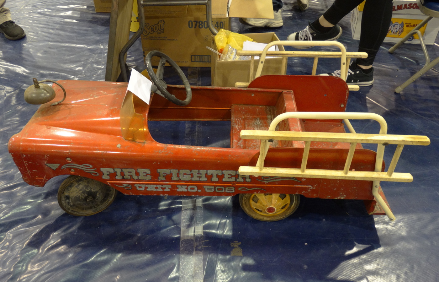 Show Venders 4a Warhorse Miniatures